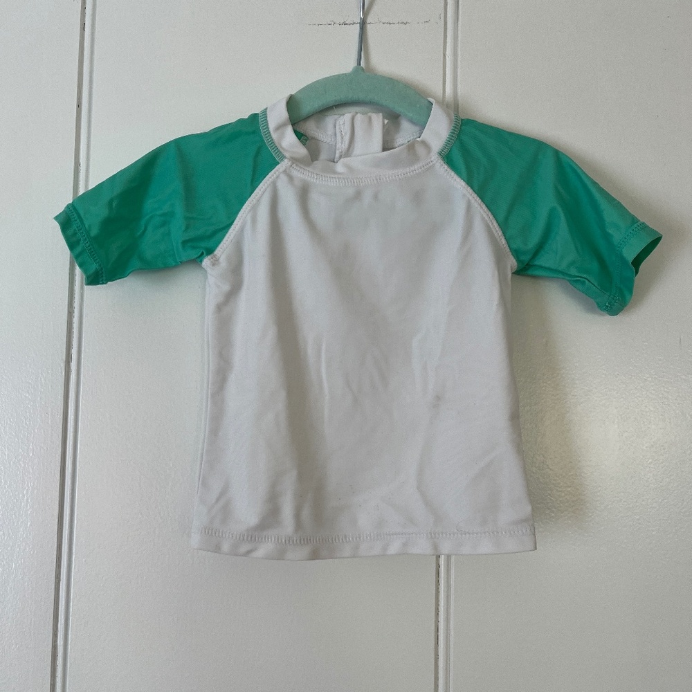 Snapper Rock Short Sleeve Color Block Rashguard Top